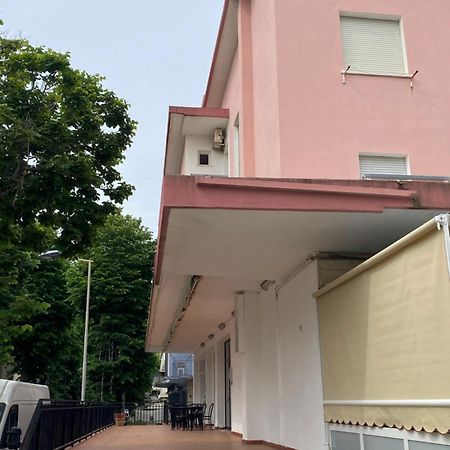 Hotel Piccari Nuova Gestione Rimini Exterior foto