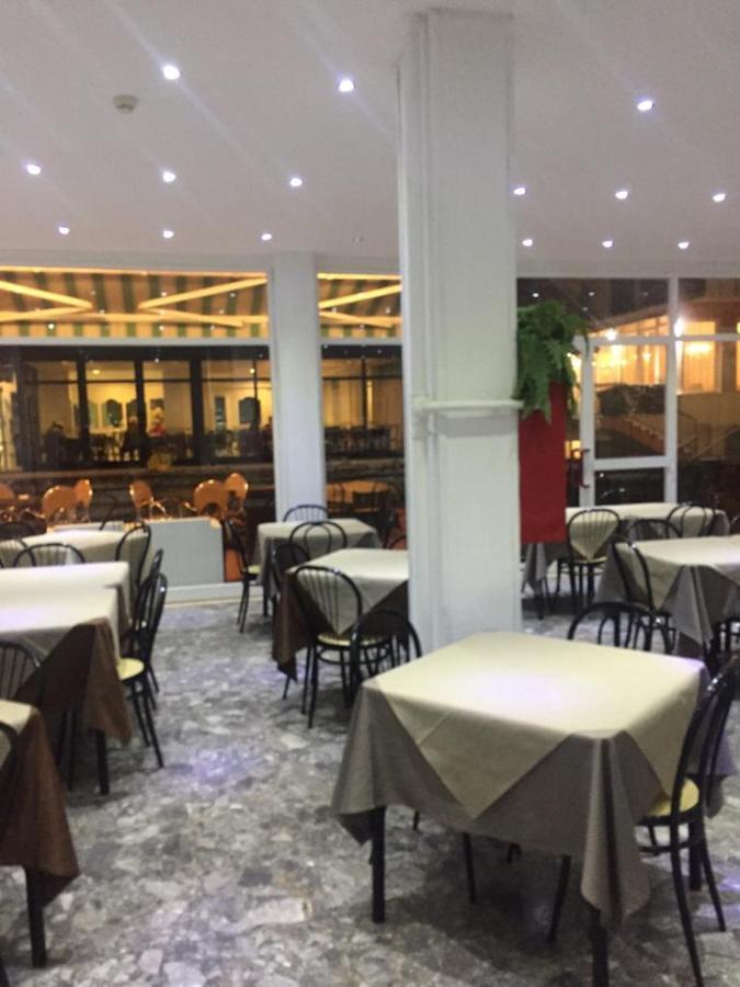 Hotel Piccari Nuova Gestione Rimini Exterior foto