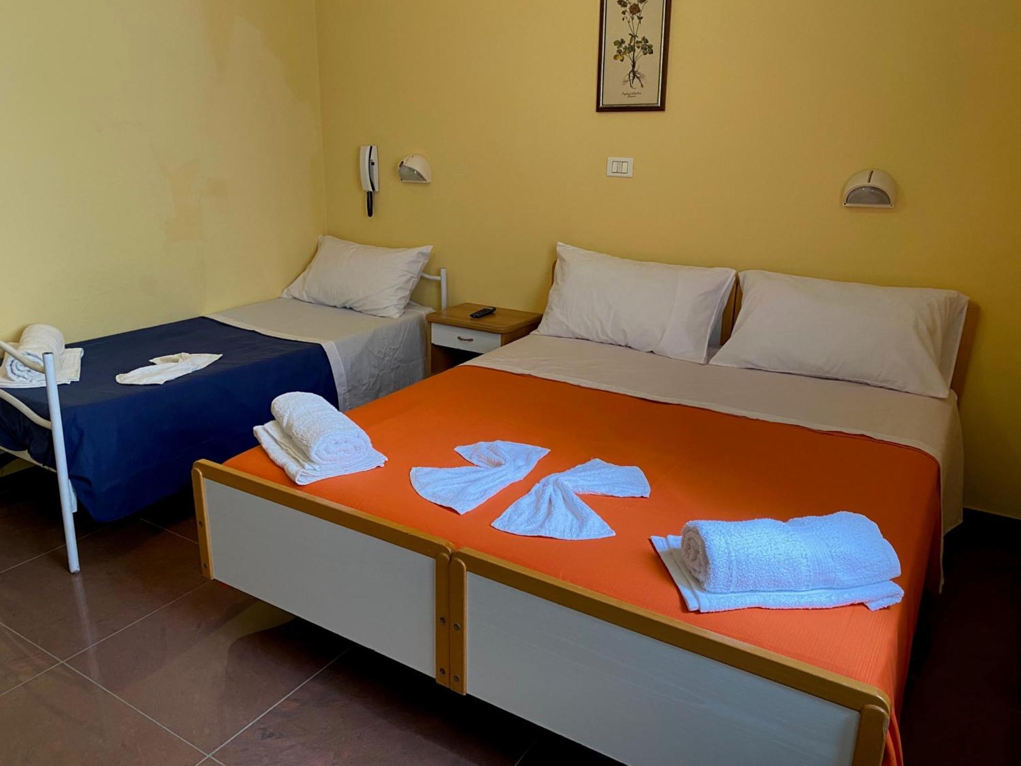 Hotel Piccari Nuova Gestione Rimini Exterior foto