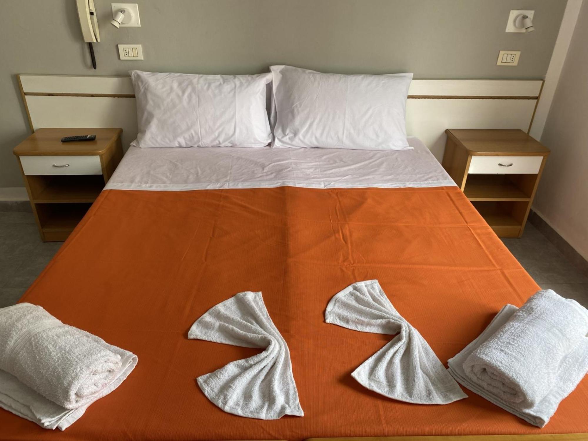 Hotel Piccari Nuova Gestione Rimini Exterior foto