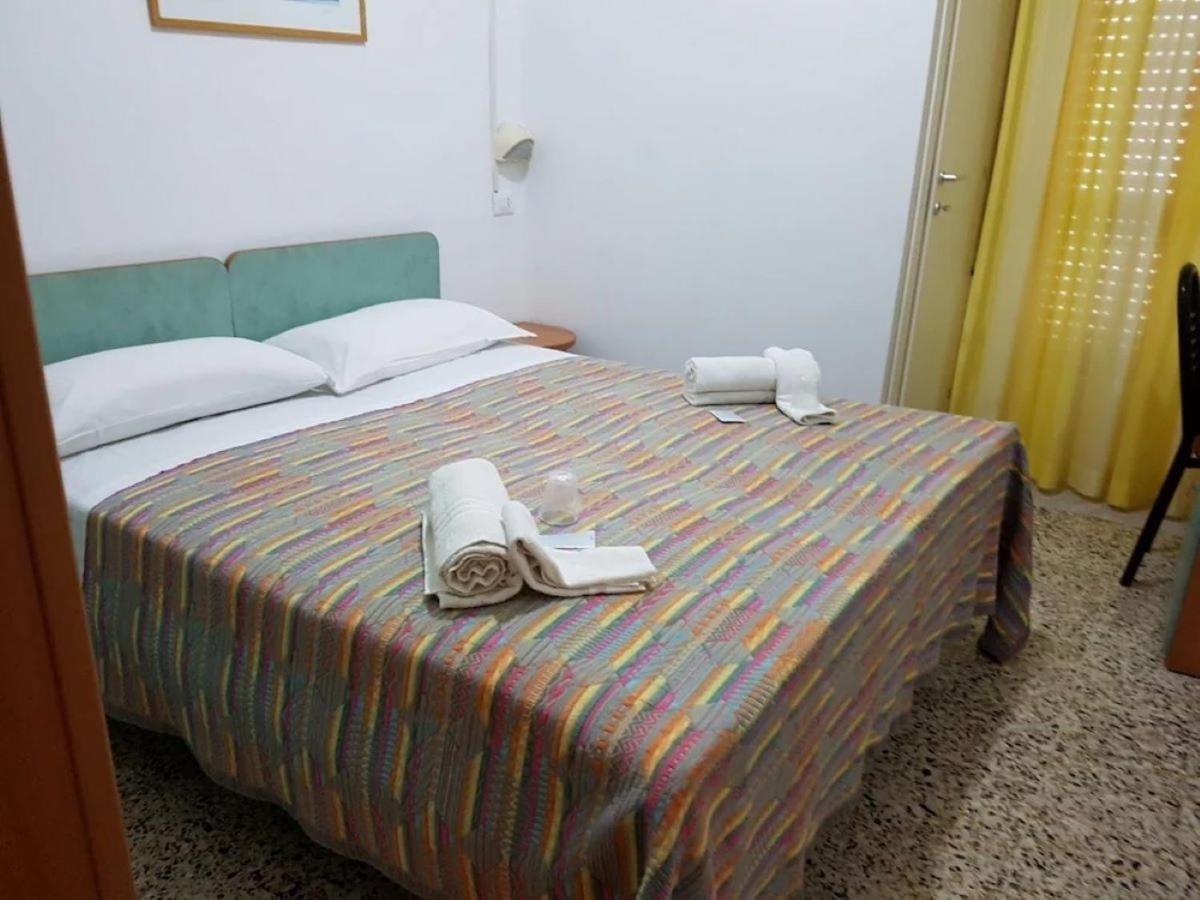 Hotel Piccari Nuova Gestione Rimini Exterior foto