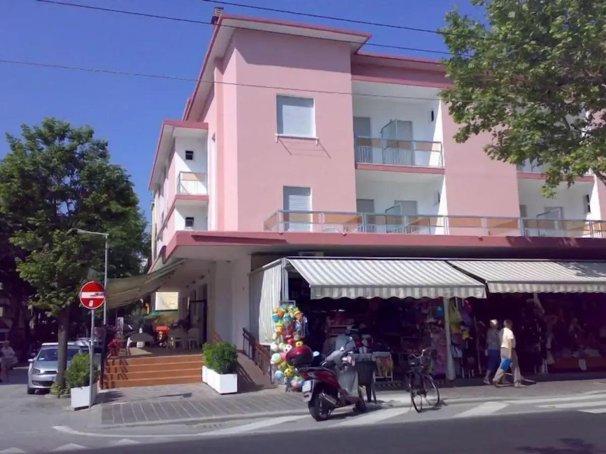 Hotel Piccari Nuova Gestione Rimini Exterior foto