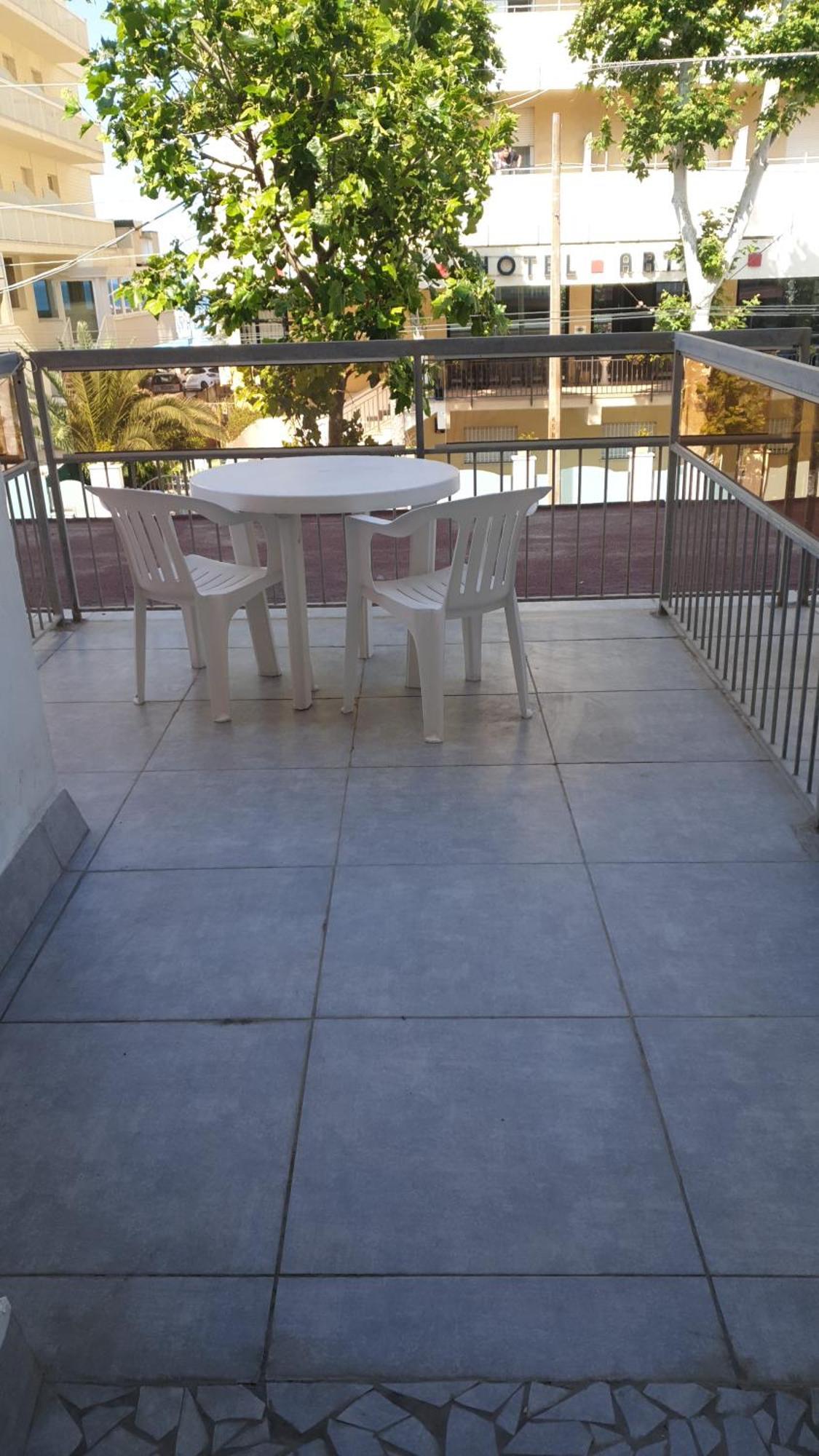 Hotel Piccari Nuova Gestione Rimini Exterior foto